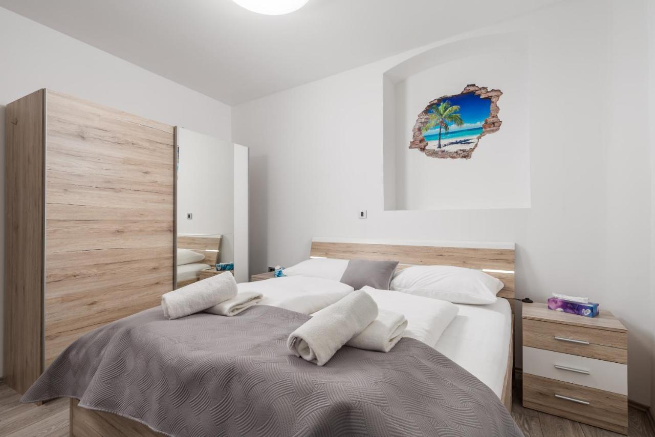 Rijeka Old Town Apartment מראה חיצוני תמונה
